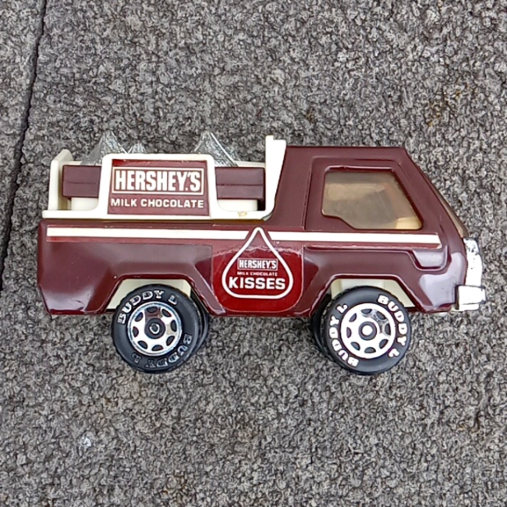 Hershey Kiss Delivery Truck Collectible